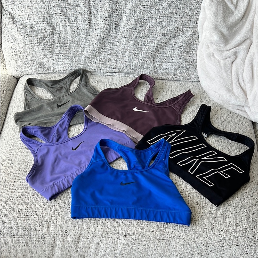 size M nike sports bra bundle (5)
